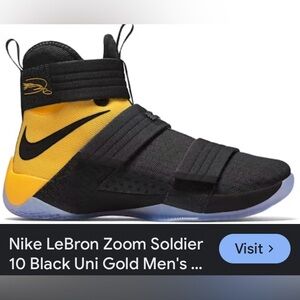 NIKE LeBron Zoom Soldier SFG Basketball HI Sneakers Black and Gold 
SIZE 10
MEN